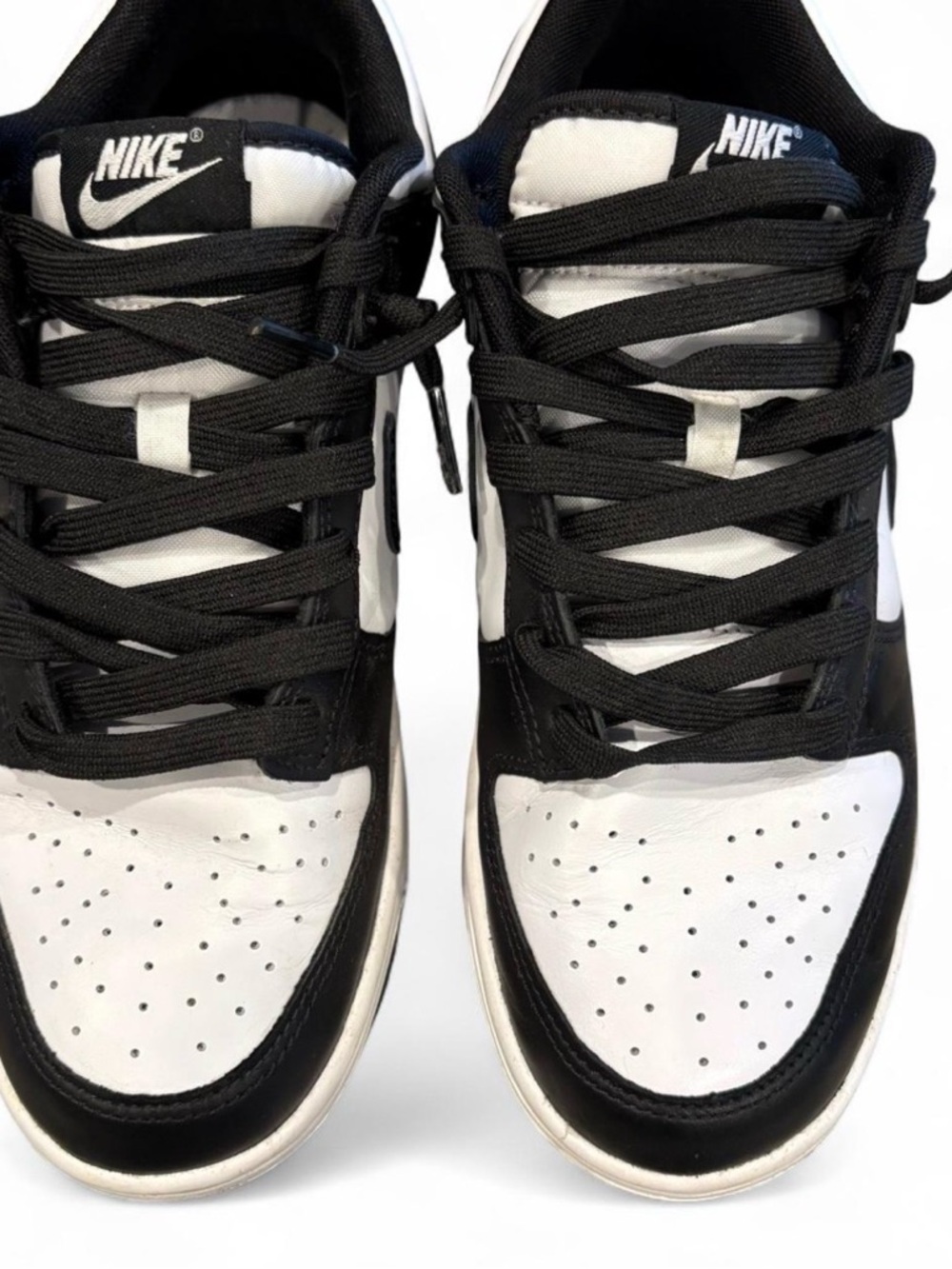 Nike Dunk Low 'Panda' Men's Sneakers Size
8.5 DD1391-100